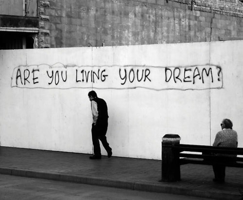 my-teen-quote:  black &amp; white quotes/GIFS