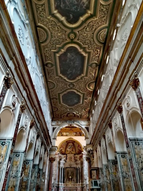art-beauty-na:Cattedrale di Sant'Andrea apostolo (X-XIX secc.) e Chiostro del Paradiso (XIII sec.), Amalfi.Thanks for sh