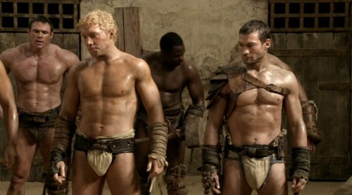 bro-mo:  broswithoutclothes:  Celebros Without Clothes: Jai Courtney edition      (via TumbleOn)