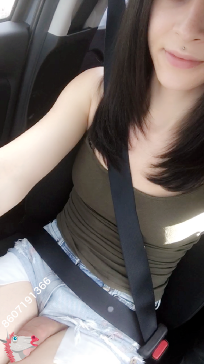 rockhardjessica:  Give me an hr it would be my honor and pleasure too suck that