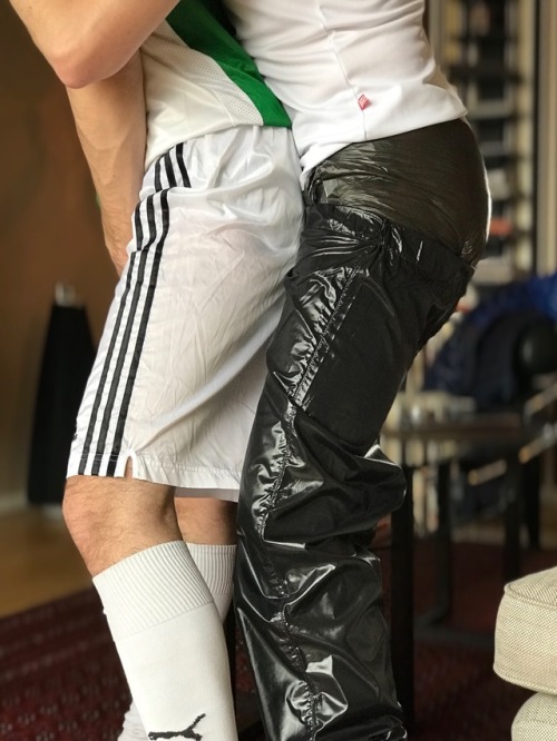 glanzman: exalba64:  jockediaperlover: Cuddling and playing with my soccer boy, both thickly padded 