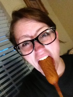 rileyster:  Lol sometimes I’m not sexy :P corn dog with unibrow glasses shadow!