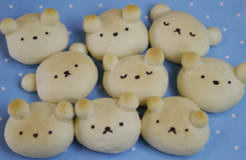 puddingemoji: Custard Cream Bread Polar Bears Recipe made in the microwave