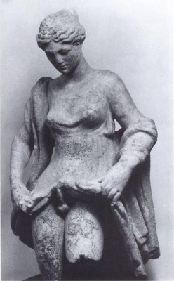 maenad-cuts:Anasyromenos hermaphrodite statuette, Roman art market