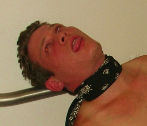 inspasam:  REBLOG IF YOUR A FAGGOT WHO NEEDS TO BE STRANGLED TO BLACKOUT 
