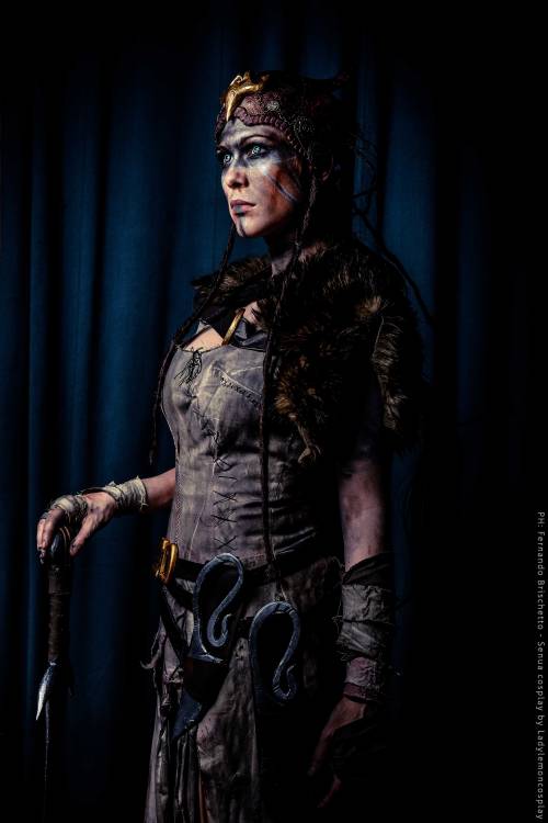 theomeganerd:  Hellblade ‘Senua’ - Cosplay by Lady Lemon