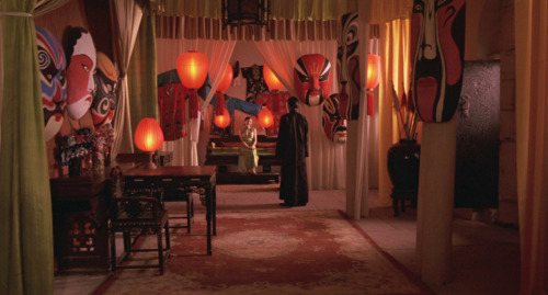 celibatemachine:Da hong deng long gao gao gua // Raise the Red Lantern (1991, Zhang Yimou)