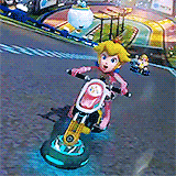 the-la-li-lu-le-lowdown:Mario Kart 8 (2014)