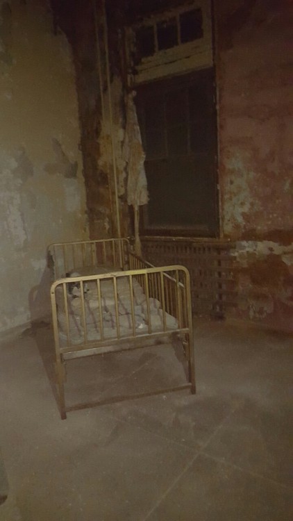 XXX penizpizza:  Penhurst Asylum   photo