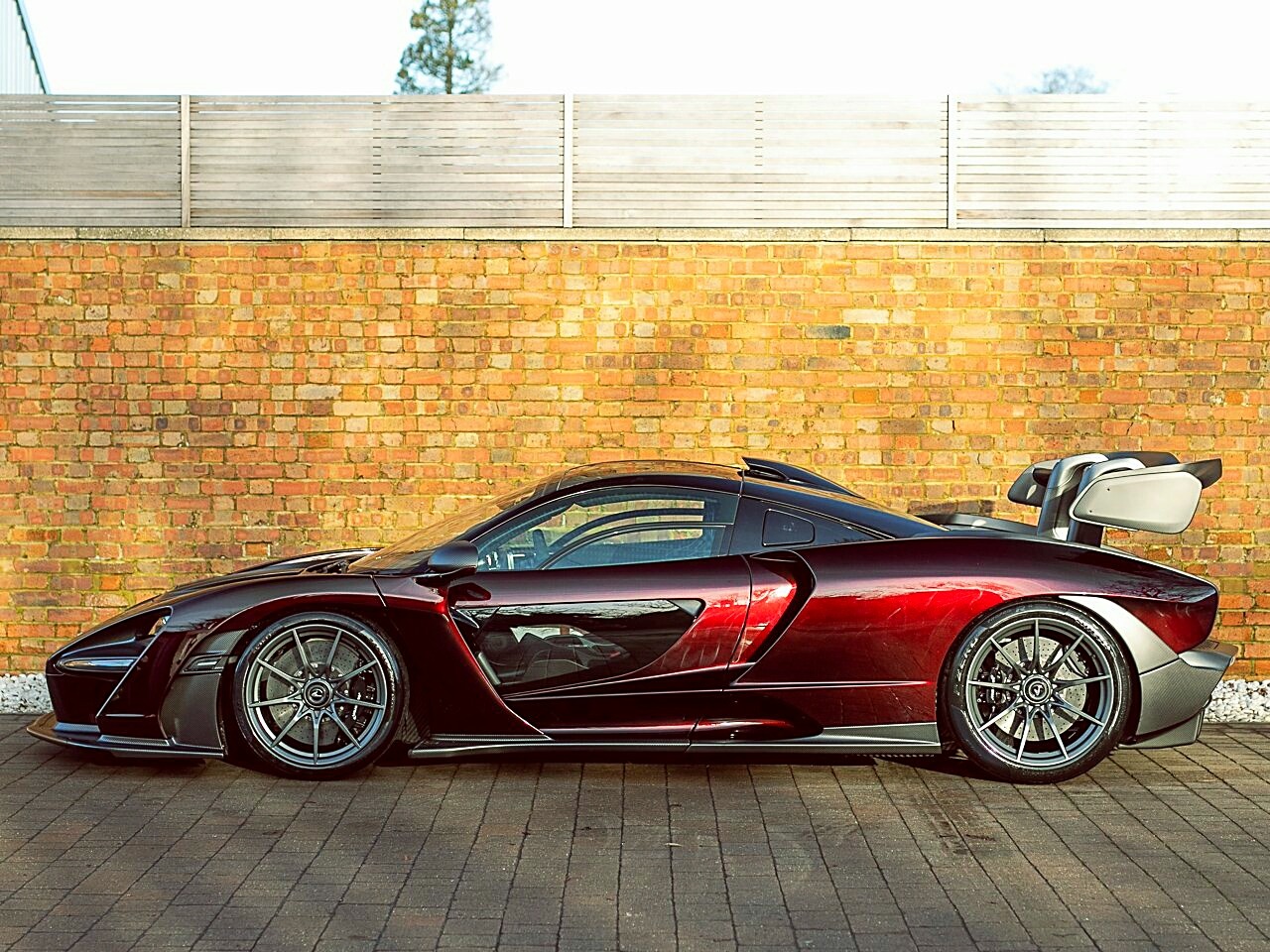 ricardo1111sblog:2019 McLaren Senna. Nerello Red Pearlescent. Yours for £775,000.00