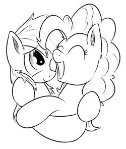 paperderp:  Pinkie & Derpy happily hugging
