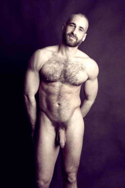 cuddlyuk-gay:    I generally reblog pics of guys with varying degrees of hair, if you want to check out some of the others, go to: http://cuddlyuk-gay.tumblr.com   