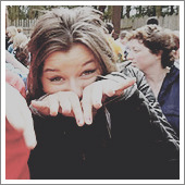 okokokkzkdoo-deactivated2013051:   younger eleanor being… younger eleanor  