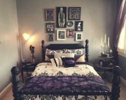 stayupallday-sleepupallnight:  My haunted mansion guest room is finally finished and I love how it turned out. Tomb sweet tomb!! 
