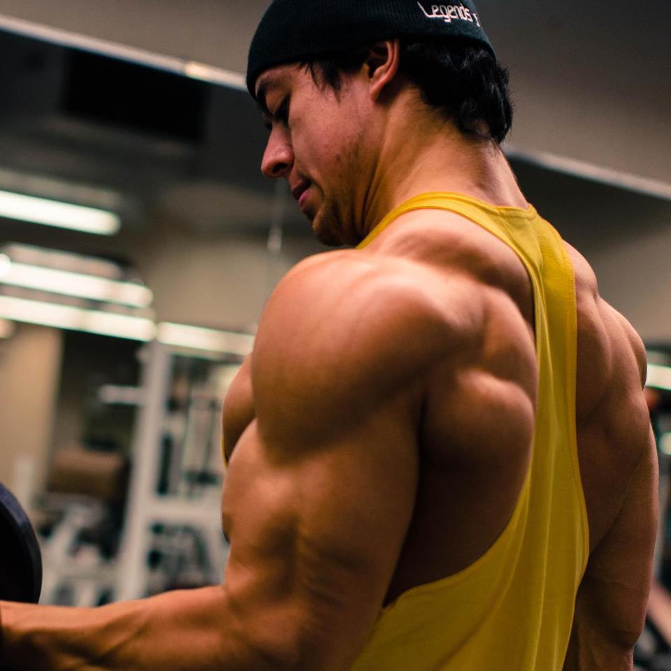 stayshreddedmyfriends:  big-strong-tough:  Matt Ogus   Mirin