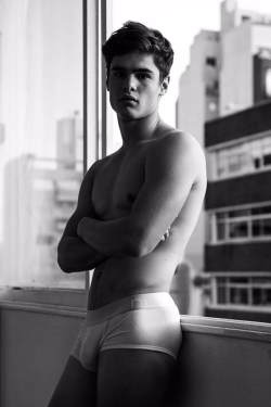 doyouseewhatisseen:Agustin Bruno