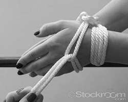 XXX dare-master:  How To Tie A Double Rope Cuff photo