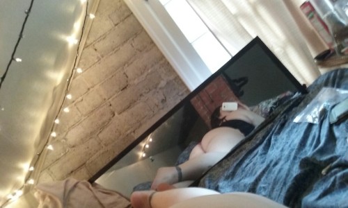 thickthighswillsavelives:  Its a good day