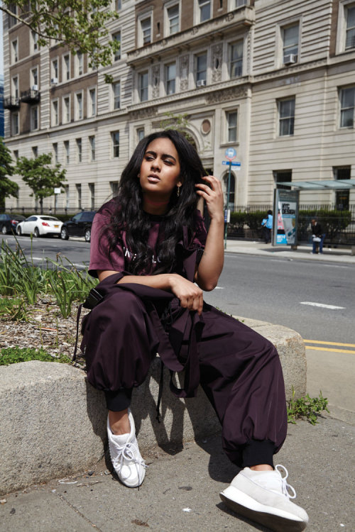 blvck-zoid:thefader:GEN F: MEET BIBI BOURELLY, THE BADASS VOICE BEHIND RIHANNA’S UNAPOLOGETIC HITS. 