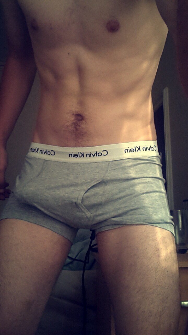 the-badw0lf:  A standard day off in just my underwear, here’s my topless tuesday.
