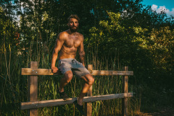 l4dyboner:  choking0ndaisies:  summerdiary:  EXCLUSIVE   NOMAD   ANDREW TRACEY PHOTOGRAPHED AT BOW CREEK ECOLOGY PARK, LONDON BY CHRIS PARKES FOR SUMMER DIARYsunglasses by be shadesFOR MORE, FOLLOW CHRIS PARKES ON INSTAGRAM + TUMBLRANDREW TRACEY ON