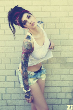 we-require-more-tatooed-girls:  More @ http://we-require-more-tatooed-girls.tumblr.com