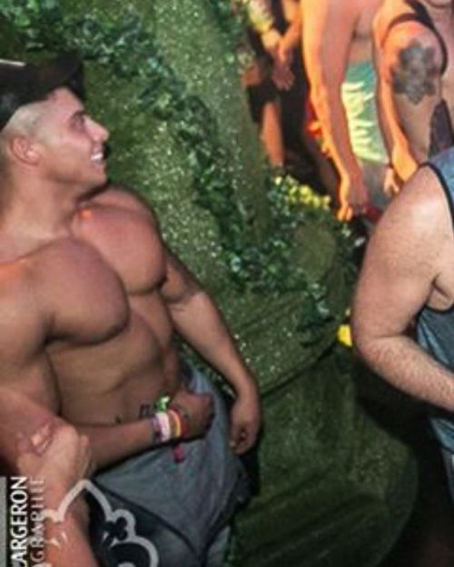 muscleryb:  Nickoles Alexander  