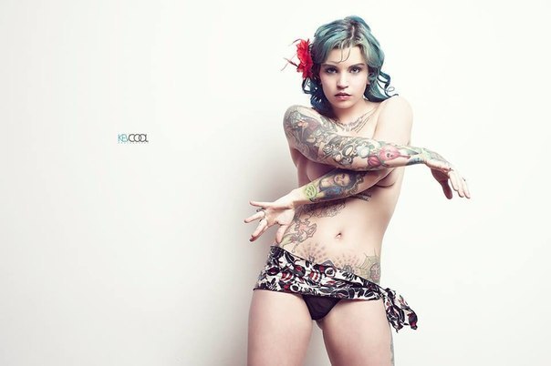 tattedbeautues:    Cyn Vicious  
