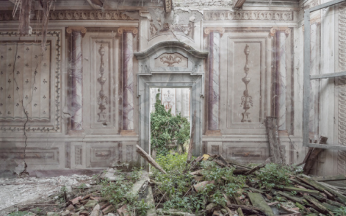 who-:  Photographer Mirna Pavlovic Captures the Decaying Interiors   Architectural photographer Mirna Pavlovic has an obsession with abandoned places. For her, their appeal lies in their ability to exist on a different temporal plane from the rest of