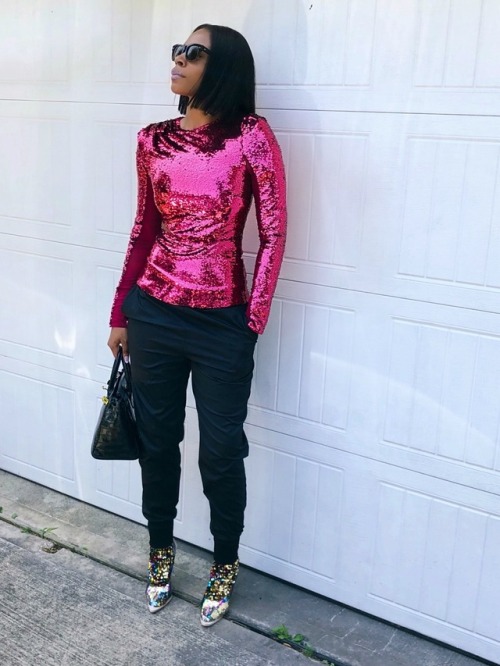simplysahanie: Serving chills in this heat  Top: ASOS Trouser- h&amp;m Socks- ASOS shoes- mackin