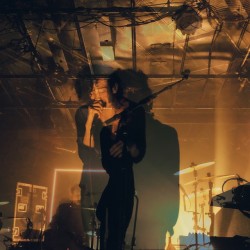 jhnmclghln:    the1975music performing