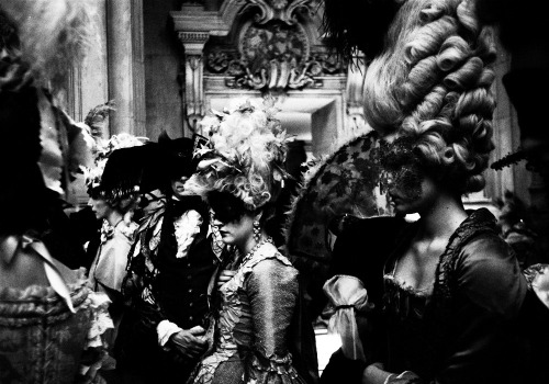 tooyoungtoreign: Marie Antoinette behind the scenes