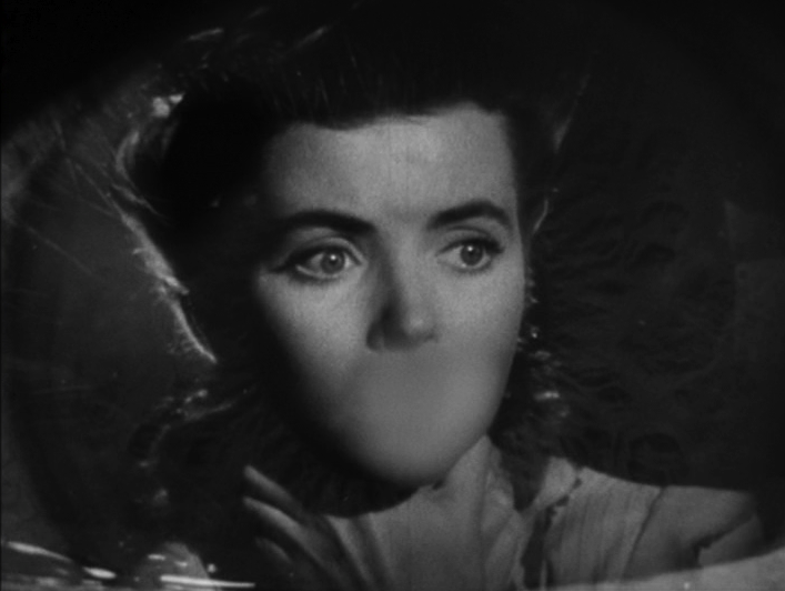 December Noir—"The Spiral Staircase" (1945) (d.... Rex Parker
