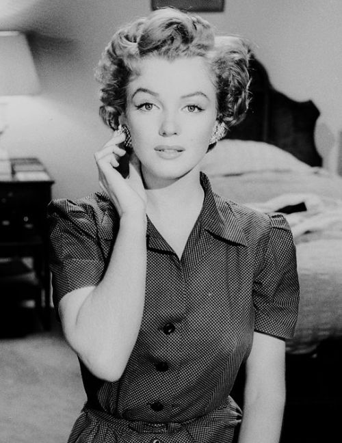 Marilyn Monroe plays a dangerous, deranged babysitter in the dark DON’T BOTHER TO KNOCK (1952), one 