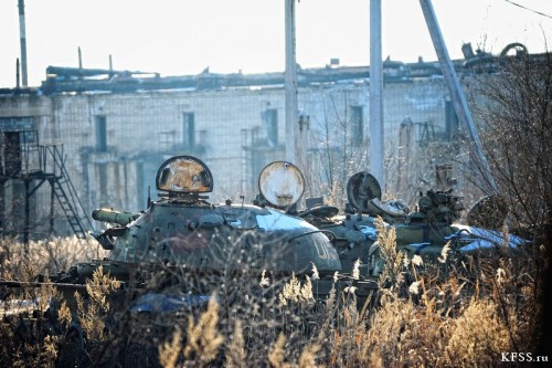 toocatsoriginals:  Abandoned Red Army Armor - Repair Base 77 - Ussuriysk, Russia via KFSS