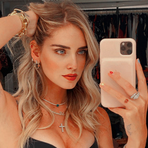 Chiara Ferragni ✨ on Instagram: Look of the day 💚 Wearing