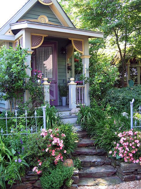 talesfromthebroomcloset:  My dream is to live in a house that makes people think “yup, a witch lives there” 