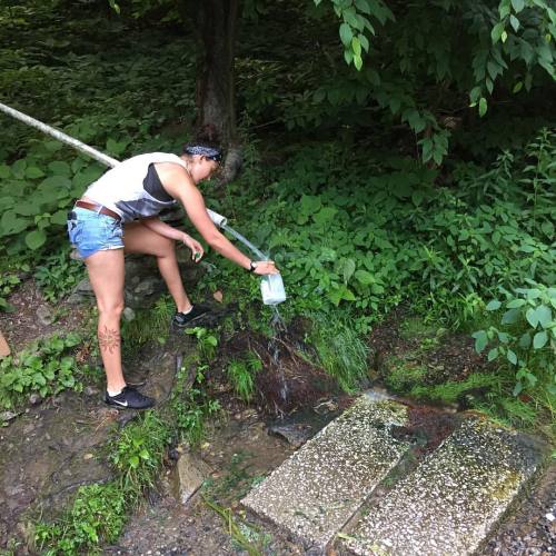 We found a fresh water spring! It&rsquo;s been tested and is safe for consumption. #hippylife #t