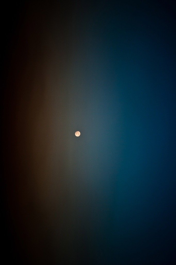 r2&ndash;d2:  Moon Over Jockey Creek 