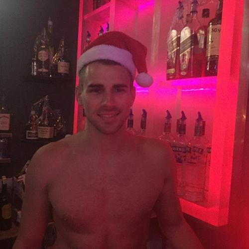 Sex gayweho:  #mickysweho #xmasinjuly #wednesdays pictures