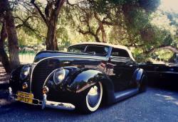 morbidrodz:  More vintage cars, hot rods,