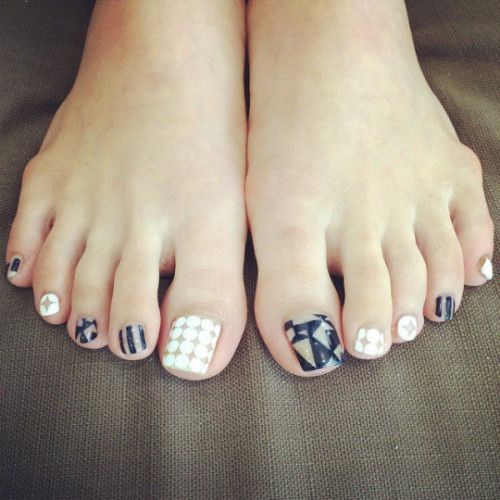 https://feet-art.tumblr.com/post/145899733153