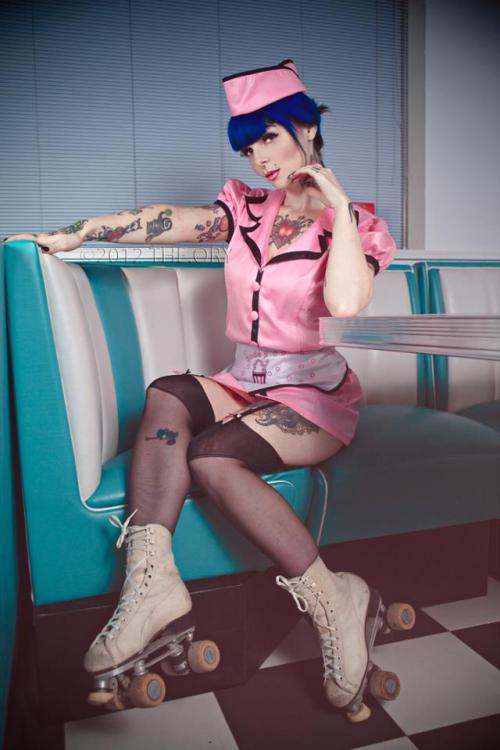 nandaahsiix:  (2) Fotos da Linha do tempo on We Heart It - http://m.weheartit.com/entry/53917376/via/Nandaahsiix