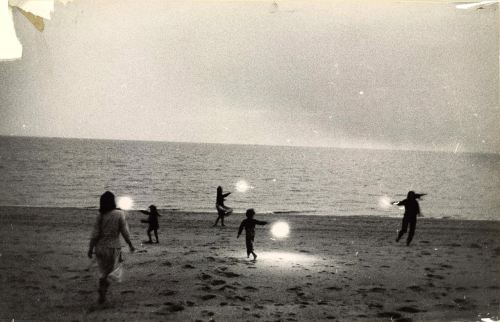 tobaccoflower:  robert frankuntitled (children with sparklers in provincetown)1958