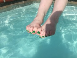 My Girlfriend's Toes And Her Friends Soles!