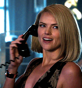 gotham-daily: Barbara Kean + hairstyle in every season.