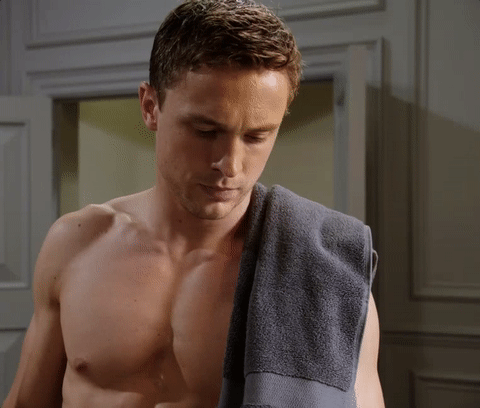 theheroicstarman:William Moseley shirtless in The Royals.