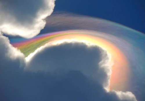 nubbsgalore:iridescent pileus cloud photos by esther havens in ethiopia, becky bone dunning in jamai