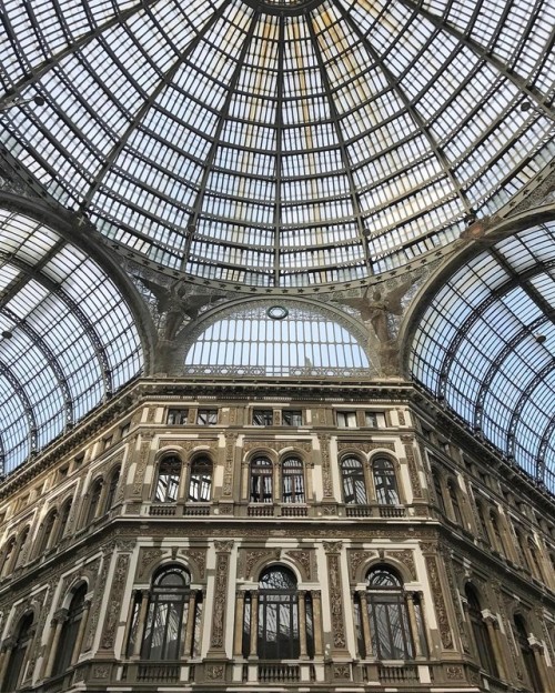 Galleria Umberto I - Napoli - 1890#galleriaumberto #viatoledo #sancarlo #potenzialeinespresso #mas