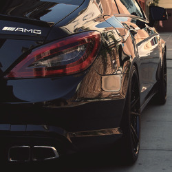 drivingbenzes:  Mercedes-Benz CLS 63 AMG